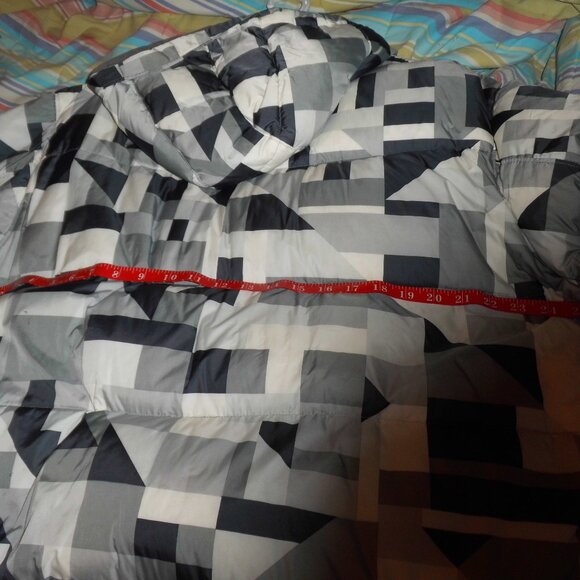 Columbia Monochrome Geometric Puffer Jacket - Picture 5 of 13